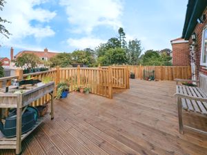 Photo 19- click for photo gallery